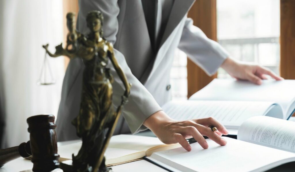 有給消化できないと言われた場合は弁護士に依頼すべき