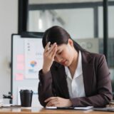 退職代行のトラブル例と弁護士による対処法【2025年最新】