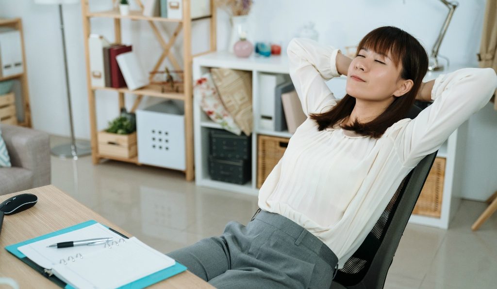 引き継ぎせず退職したいときに損害賠償リスクを抑える方法