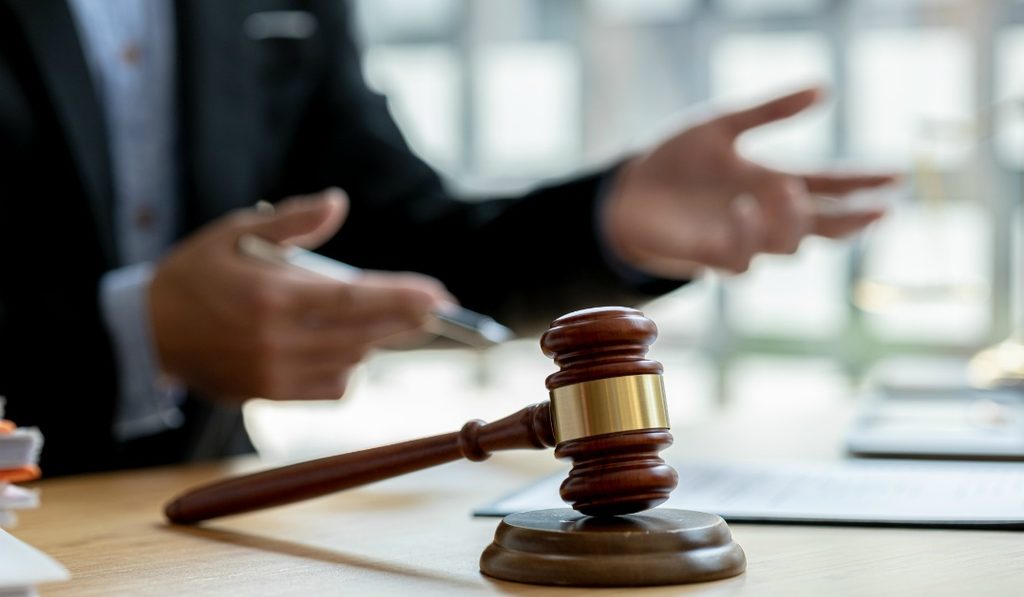 引き継ぎをしない退職で損害賠償が認められた裁判例