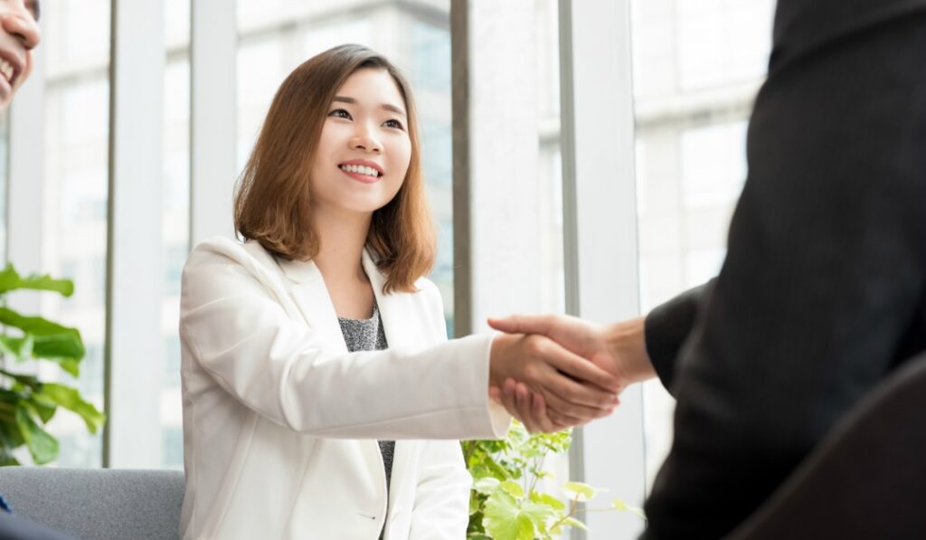 転職活動中にボーナスをもらってすぐ辞めるタイミングはいつがベスト?