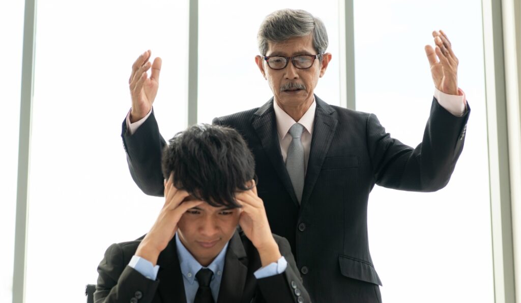 安い退職代行の弁護士に依頼して失敗するケース
