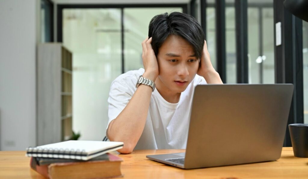 契約社員が損害賠償請求されるリスクと退職代行で解決できるメリット