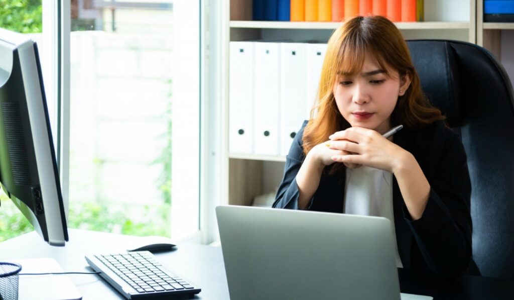 明日から出社しないで退職するには？現実的な方法と準備の流れ