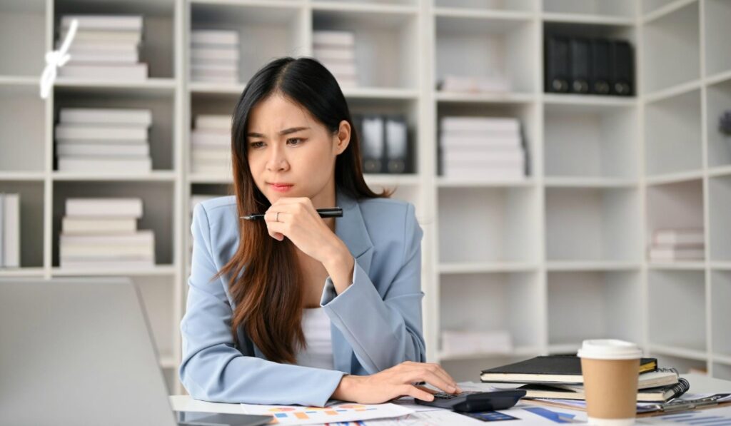 退職3ヶ月前に伝えないのは非常識?上司や人事に責められたときの安全な対処法