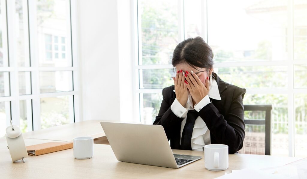 誓約書違反で損害賠償請求される？現実的なリスク