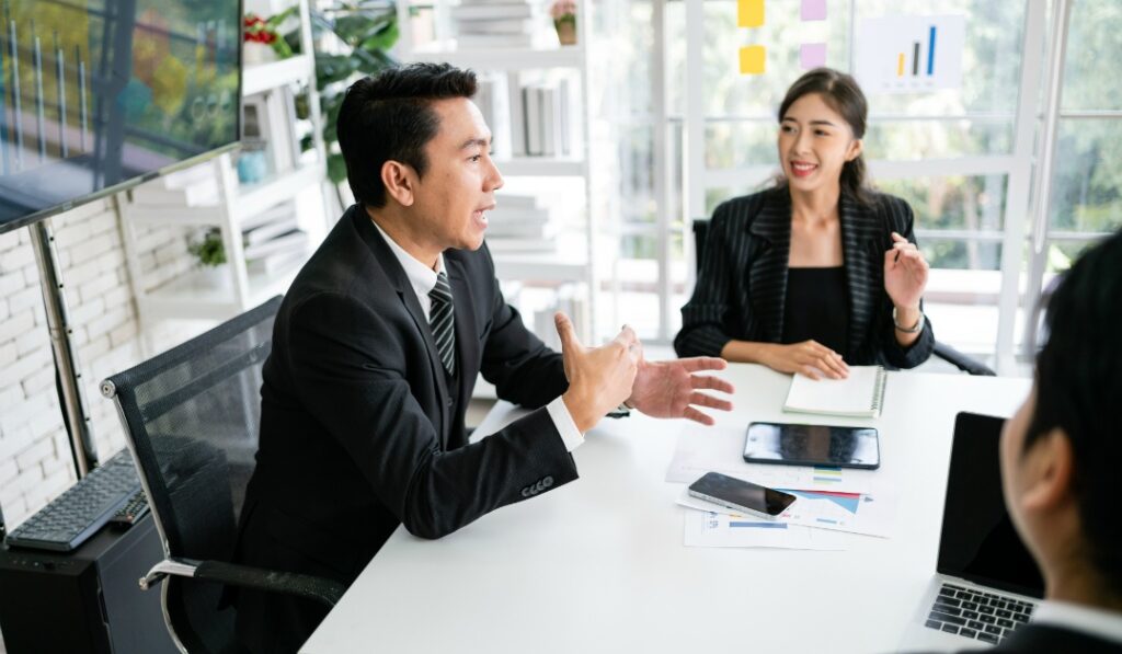 本採用面談で退職を伝えるときの注意点【人事・評価】