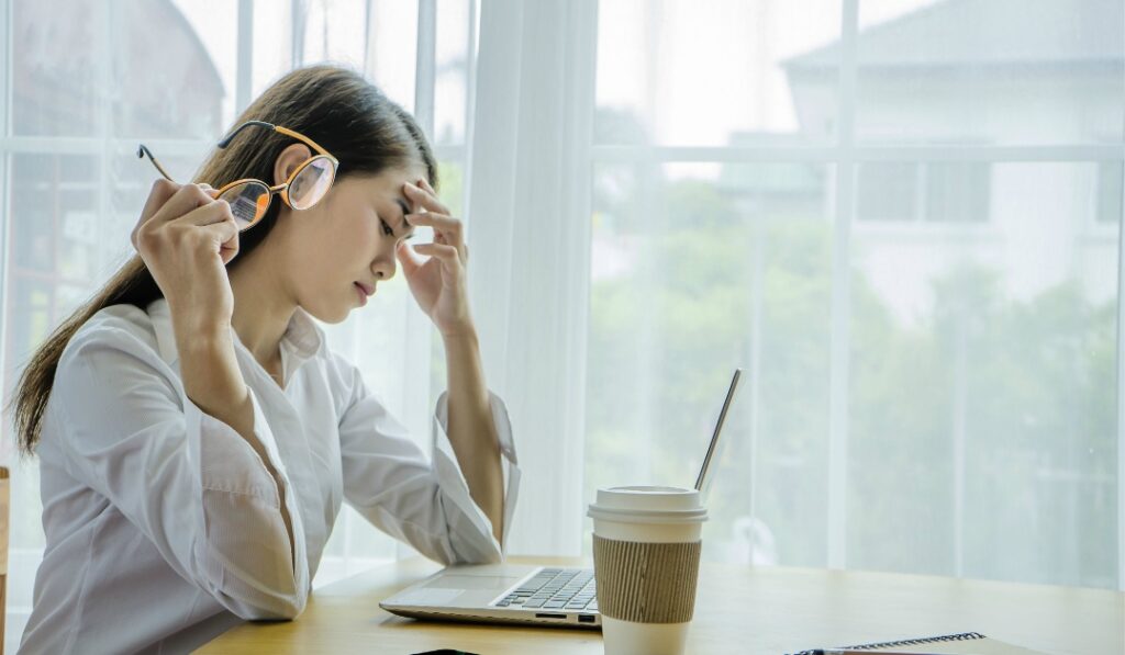 ストレスや体調不良で退職を考えるのは甘えではない【精神的限界】