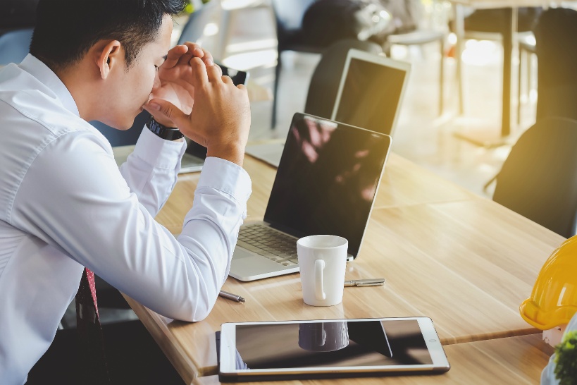 退職日まで欠勤した場合に起こりやすいトラブルと注意点