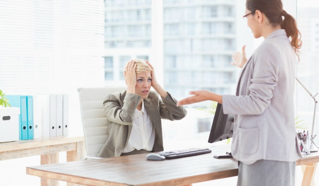 なぜ退職代行は恨まれやすいと言われるのか