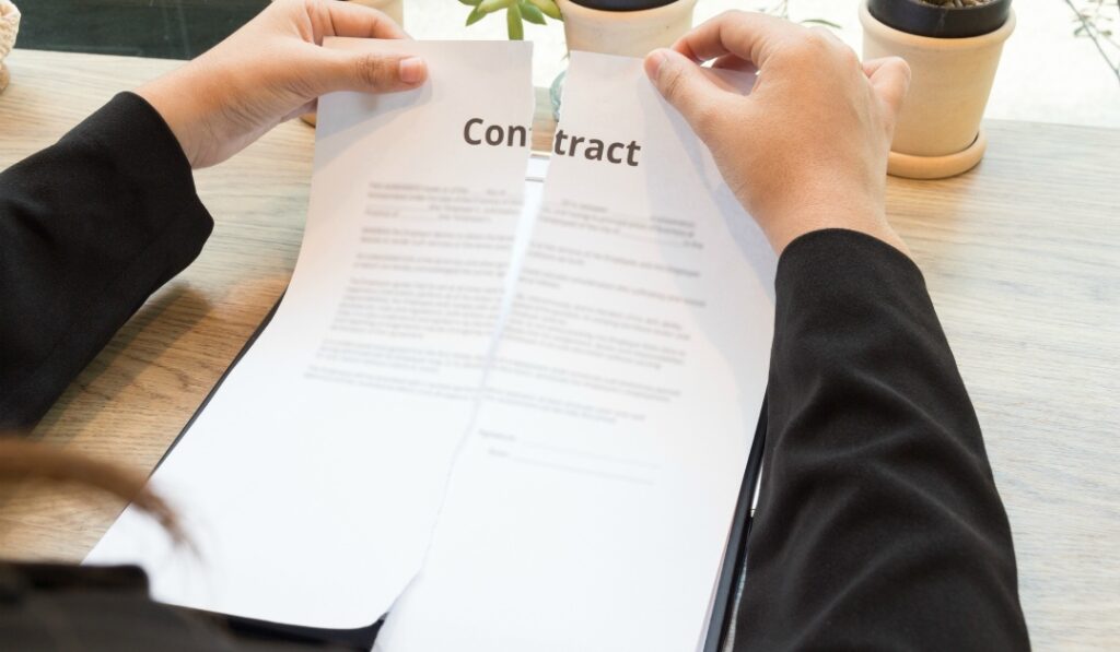 業務委託契約を解除する前に必ず確認すべき契約書の内容