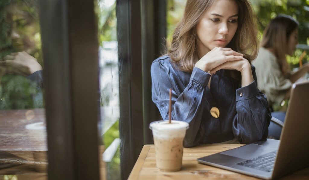 大阪の退職代行の費用と注意点