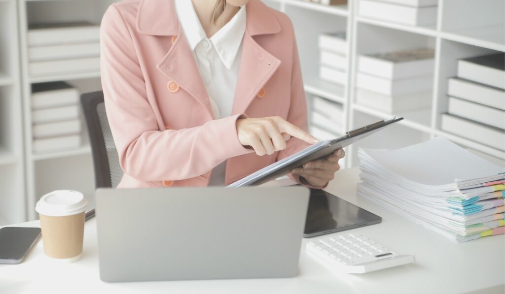 残業代請求を弁護士に依頼すると費用負けする？