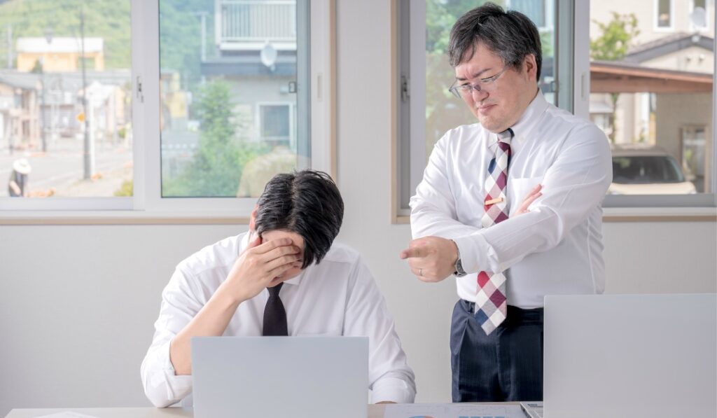胃潰瘍で仕事を辞めたいのに会社が認めない場合はどうする？