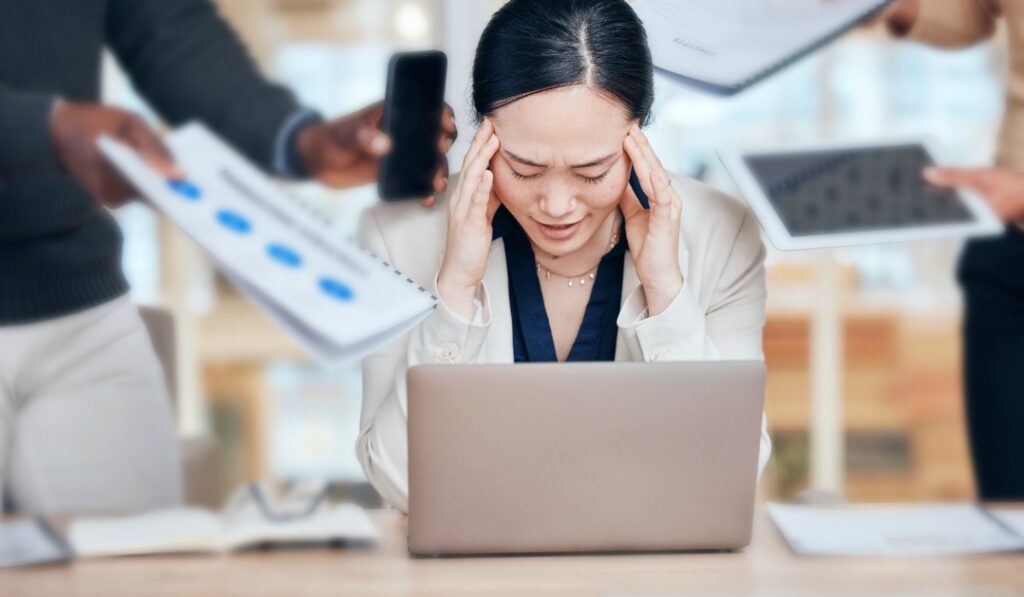 退職代行を利用する際に注意すべきトラブル事例