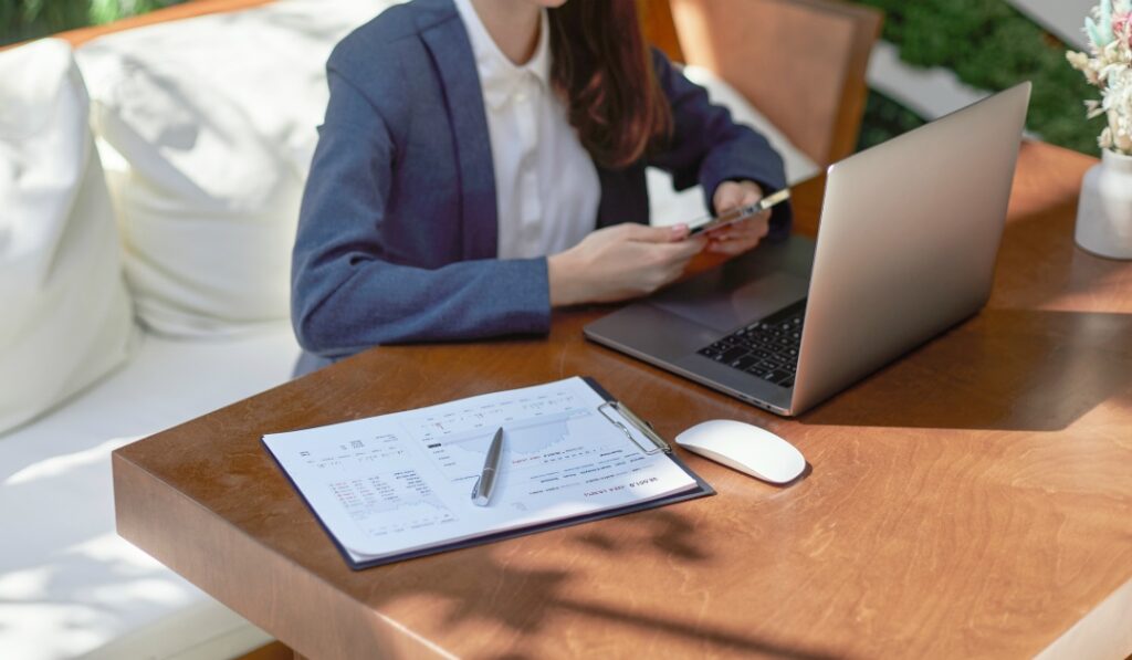 退職代行に依頼した場合の退職届の提出方法｜郵送・作成・提出の流れ