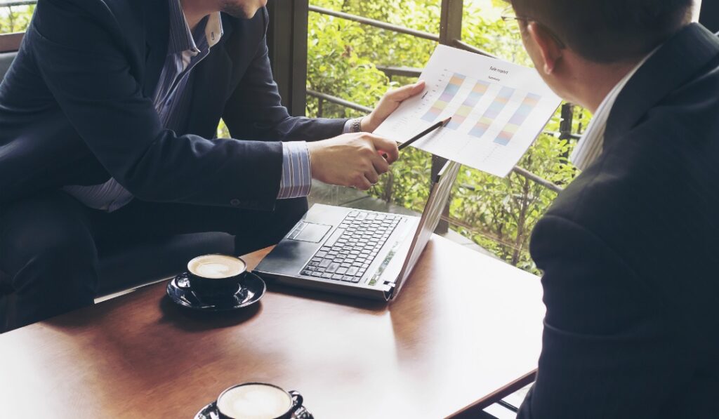 業務委託を即日解除すると違約金は発生するのか