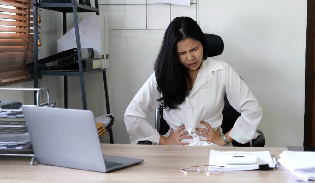 胃潰瘍で仕事を辞めることは可能？