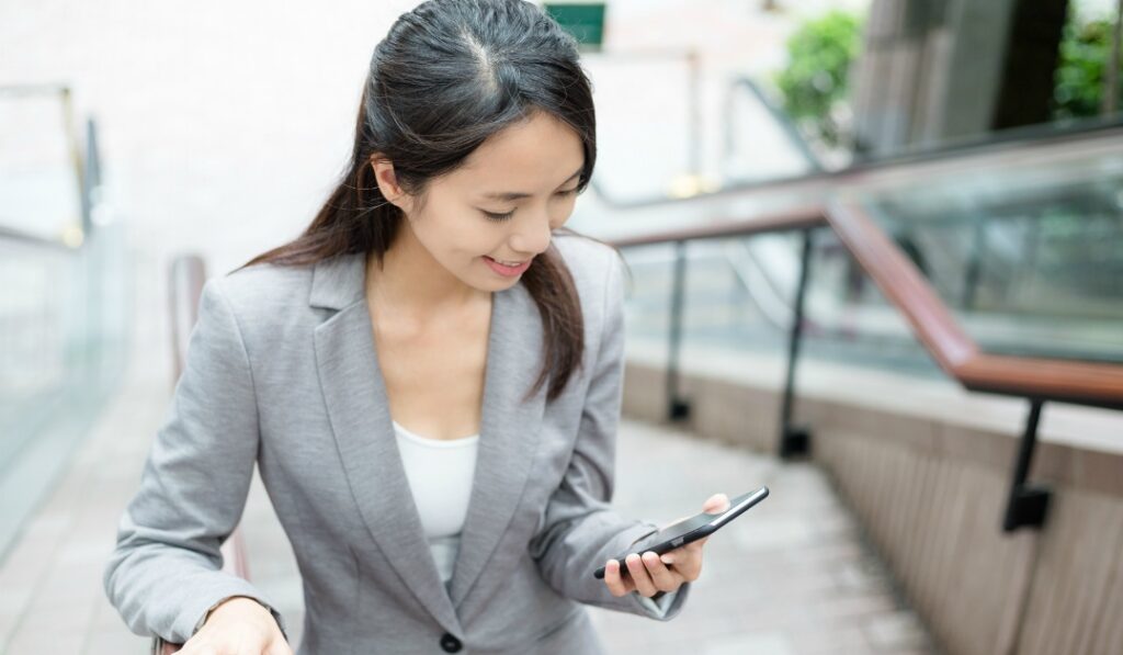 国家公務員の退職代行で弁護士事務所を選ぶポイント