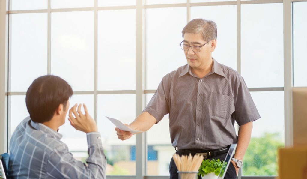 退職日の引き伸ばしを断るときの伝え方