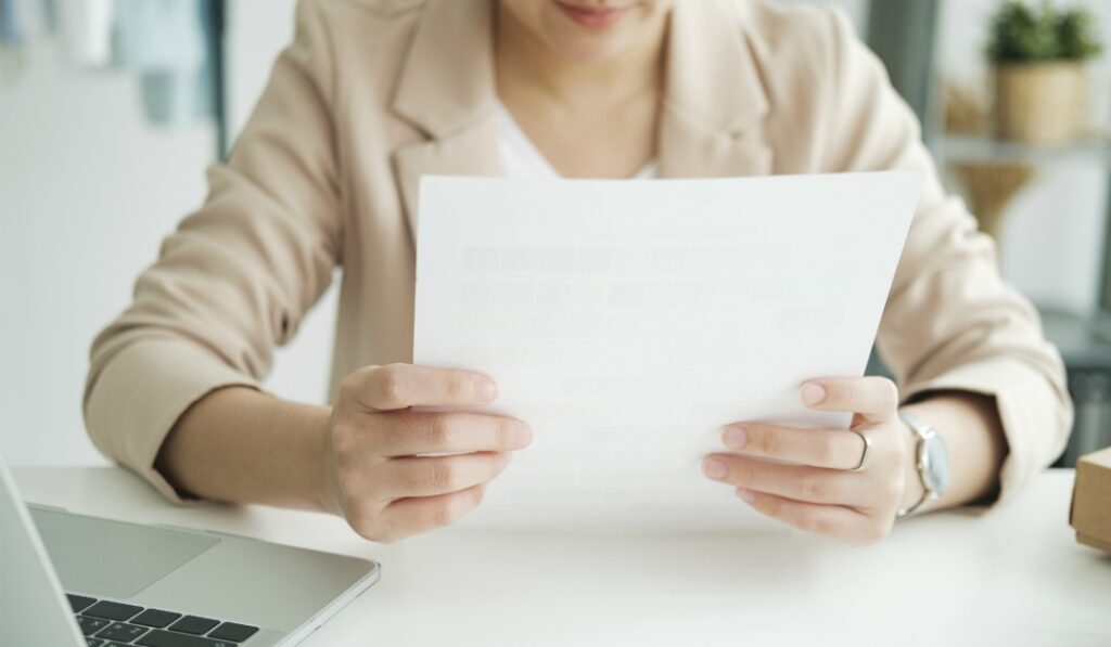 退職時に「書類がもらえない」トラブルは実際に起きている