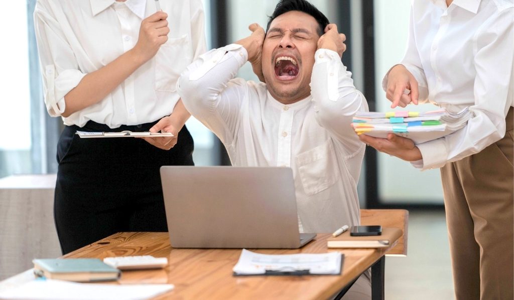 退職の引き止めがパワハラになるケースもある